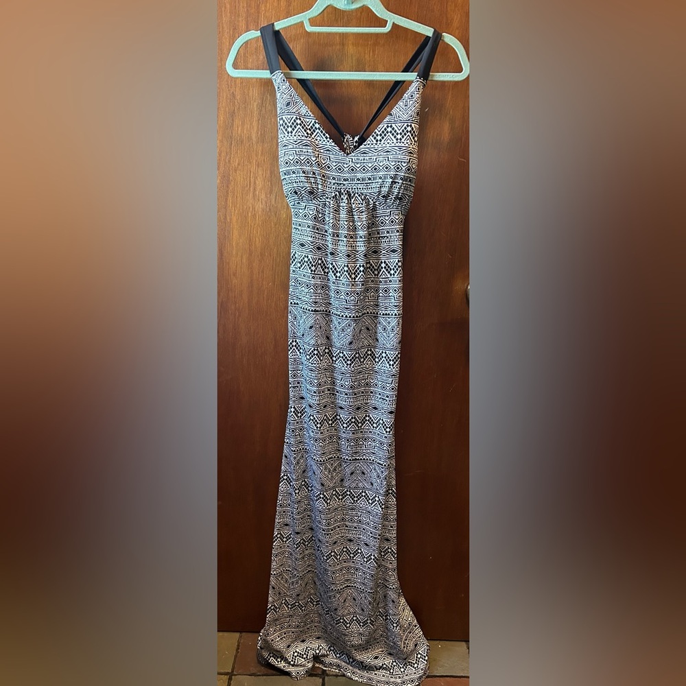 DOTTI Black and White Dress - Size M